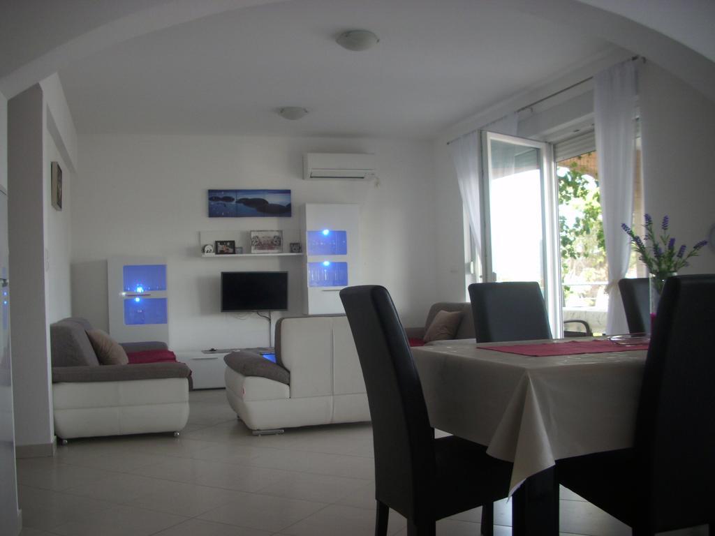 Apartments Kala Janjina Экстерьер фото